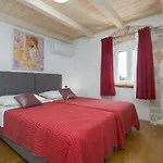 Idyllisches Istrisches Steinhaus Mit Whirlpool, Tischtennis, Grill Und Klimatisierten Schlafzimmern * Porec