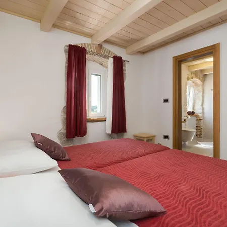 Idyllisches Istrisches Steinhaus Mit Whirlpool, Tischtennis, Grill Und Klimatisierten Schlafzimmern *