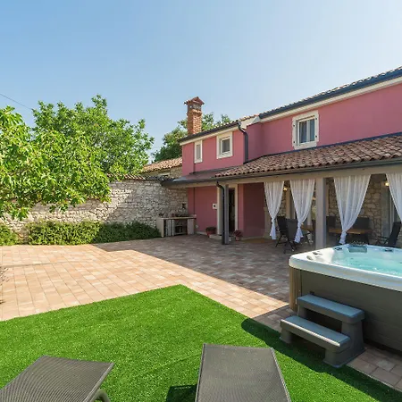 Idyllisches Istrisches Steinhaus Mit Whirlpool, Tischtennis, Grill Und Klimatisierten Schlafzimmern بيت للعطل بوريتش